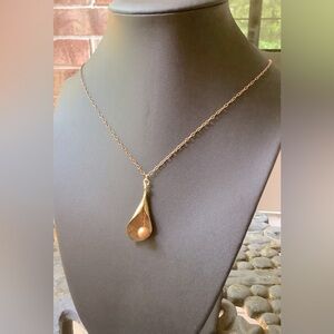 Minimalist Handcrafted Calla Lily Brass Dainty Necklace